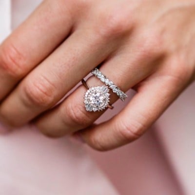 Round Cut Diamond White Halo 925 Sterling Silver Ring Set