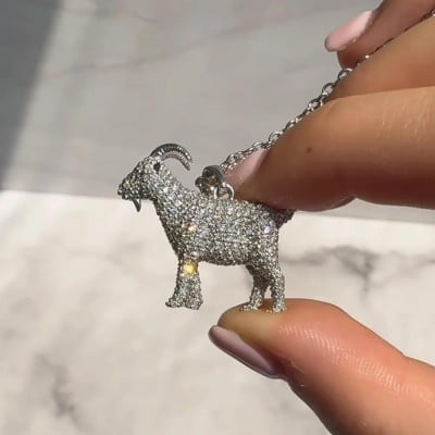 20inch/50mm 18K Gold Plated Diamond White Goat Pendant Necklace